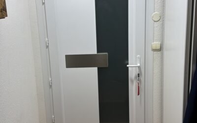 Remplacement d’un cylindre à Gallician (Vauvert) sur porte PVC