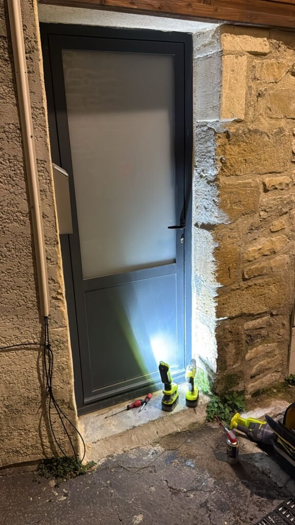Ouverture de porte à Clarensac