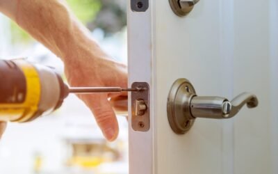 Porte impossible à fermer à Nîmes Parnasse : intervention de nuit sur une serrure bloquée